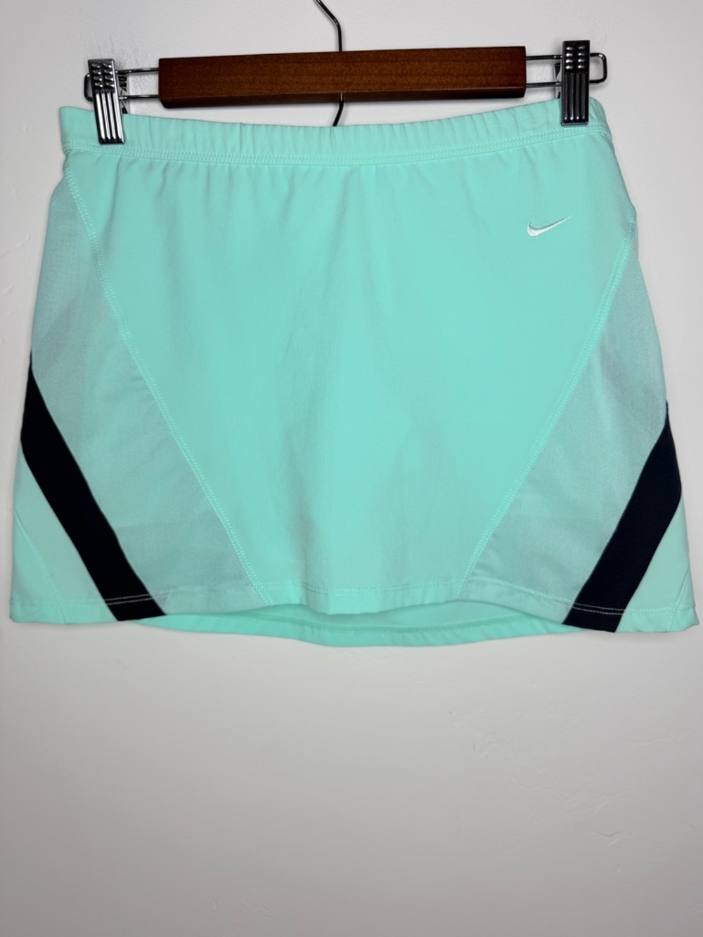 Nike XS Light Mint Athletic Skort Black Accents Mini tennis activewear outdoor